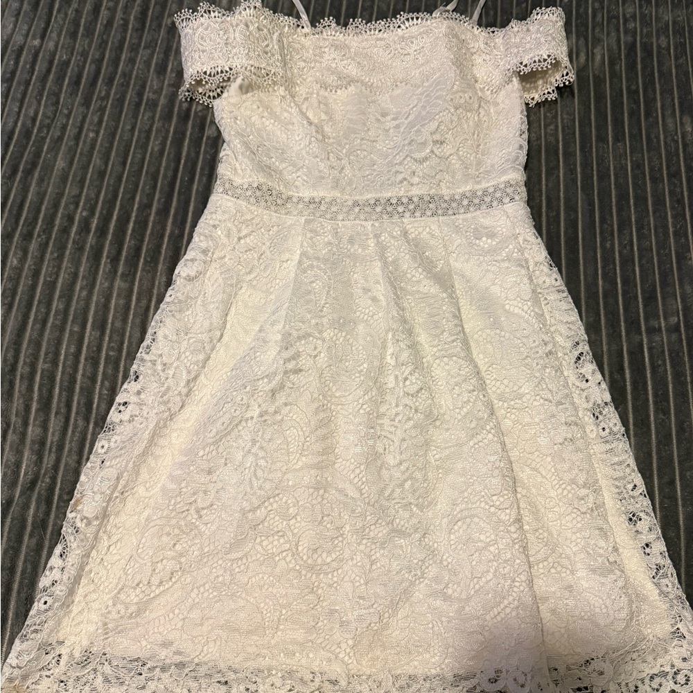 Off-Shoulder Lace Dress in White
